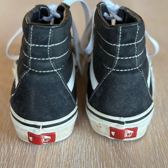 Van’s SK8-HI Shoe Sneaker Hi Top Black & White Size 8 women / 6.5 men / 38.5 EU - Picture 5 of 9